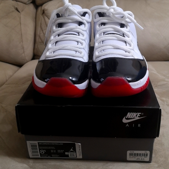 Jordan 11 concord bred low - Picture 2 of 5